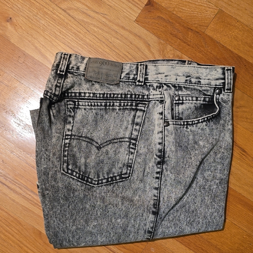 Vintage 1990s Women's Levi's 900 Series Black Stone Washed Denim Jeans-14